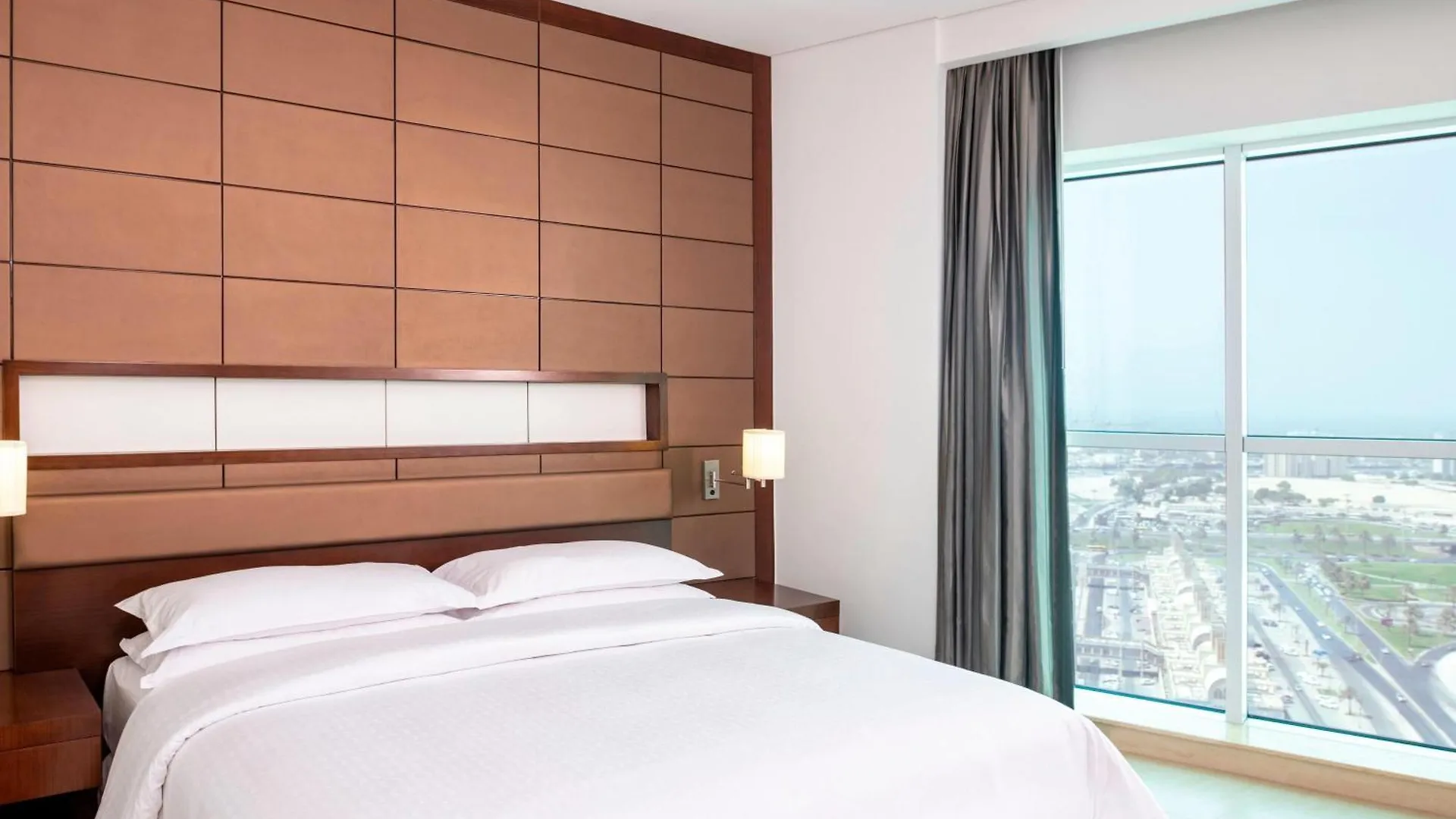 *****  Four Points By Sheraton Sharjah Hotel United Arab Emirates