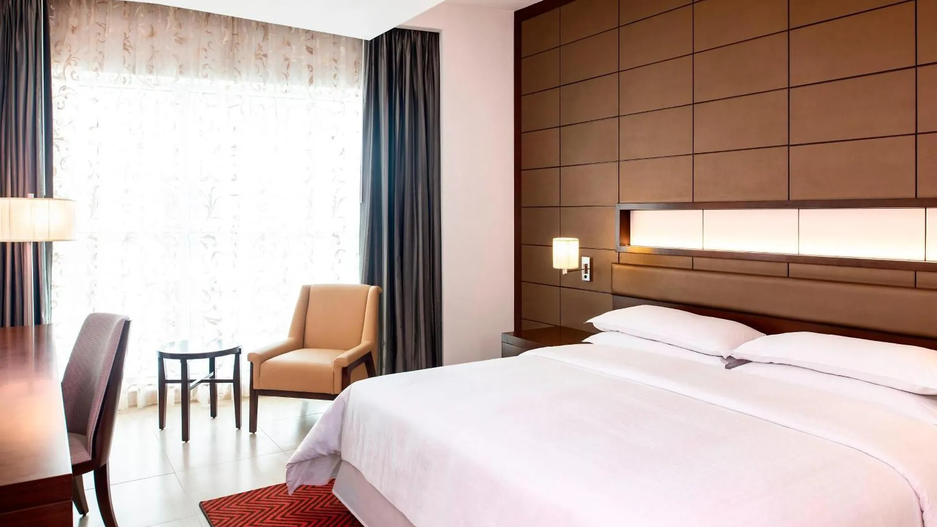 Four Points By Sheraton Sharjah Hotel