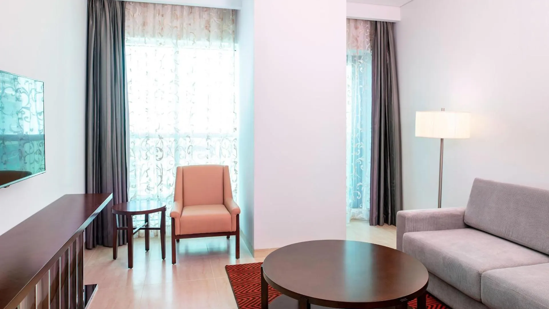 Four Points By Sheraton Schardscha 5*,  Vereinigte Arabische Emirate